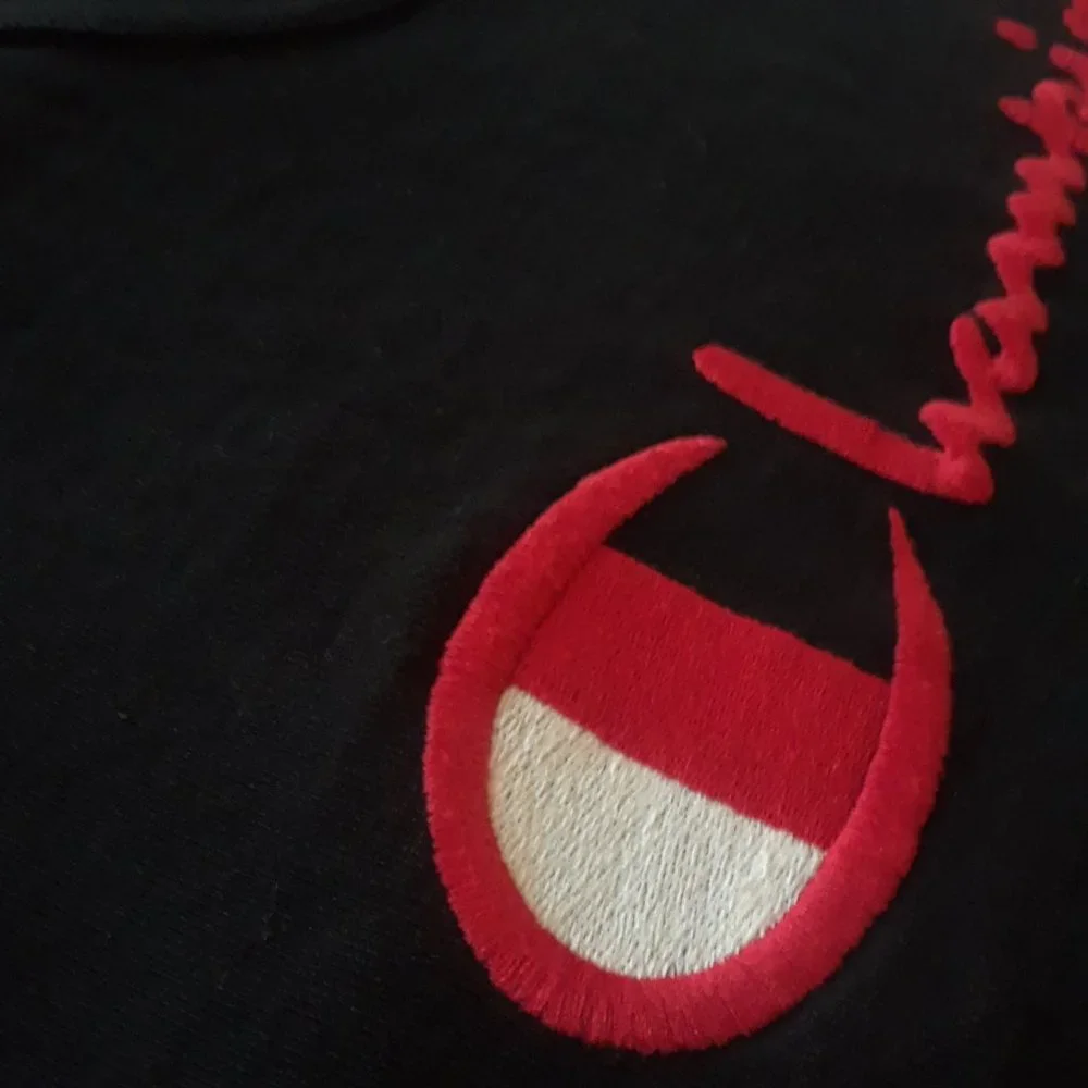 Vintage Champion T Shirt Embroidered Logo Large Black Tee - Picture 4 of 7